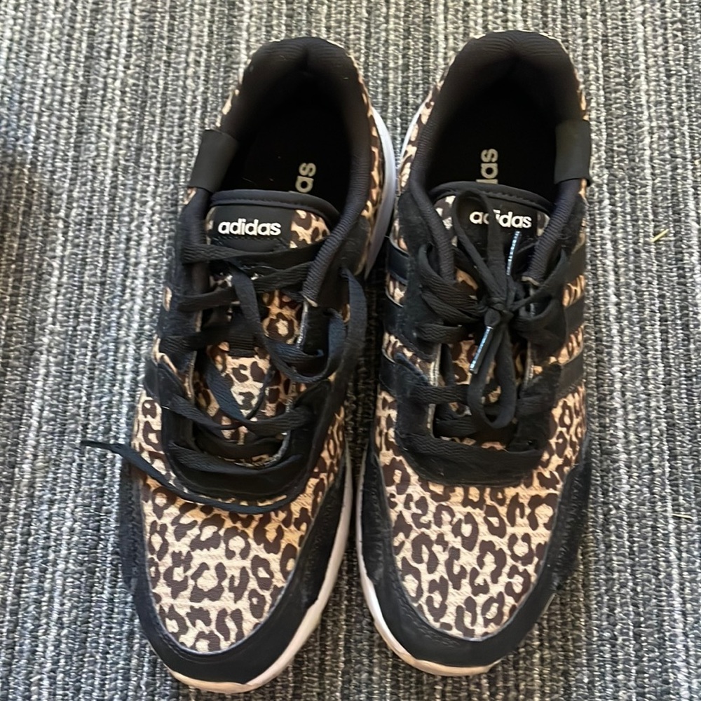 Adidas Cheetah Tennis Shoes
